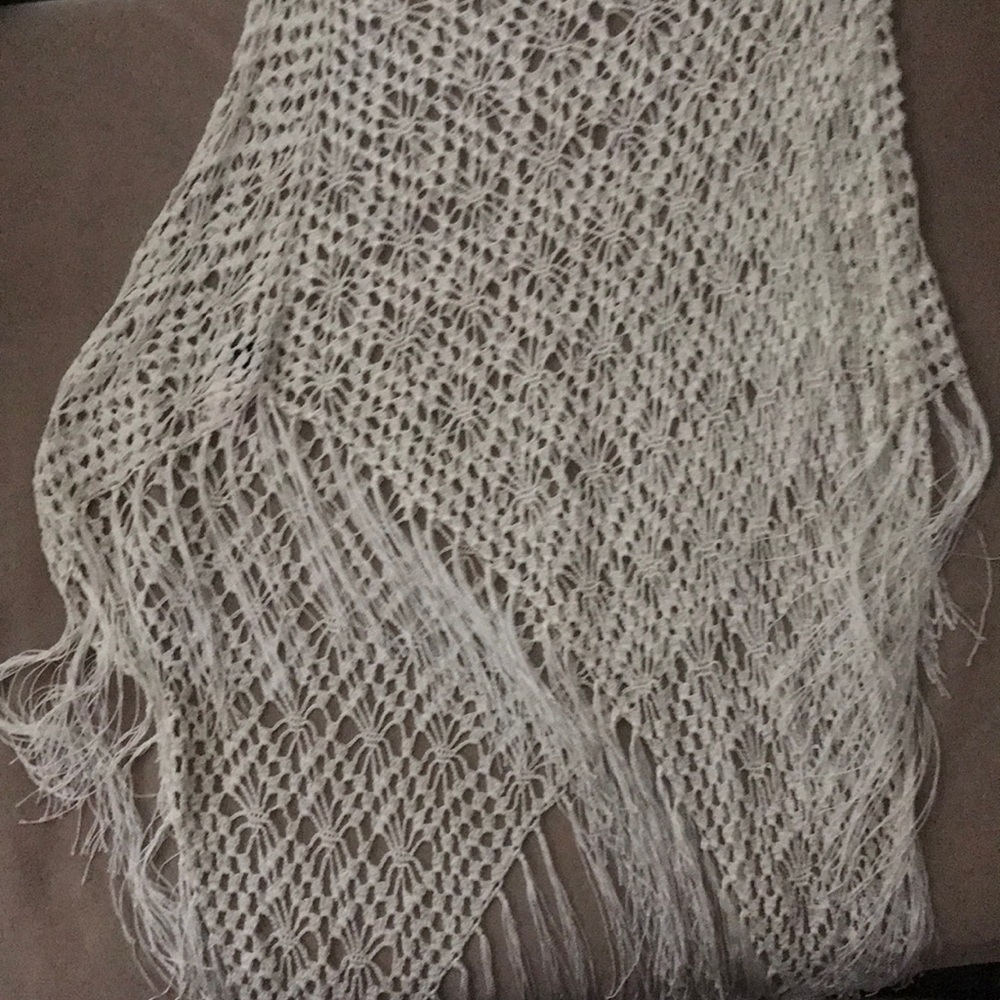 Shawl - Picture 2 of 2